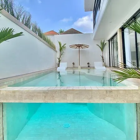 Brand New 5 Bedroom Villa Balangan