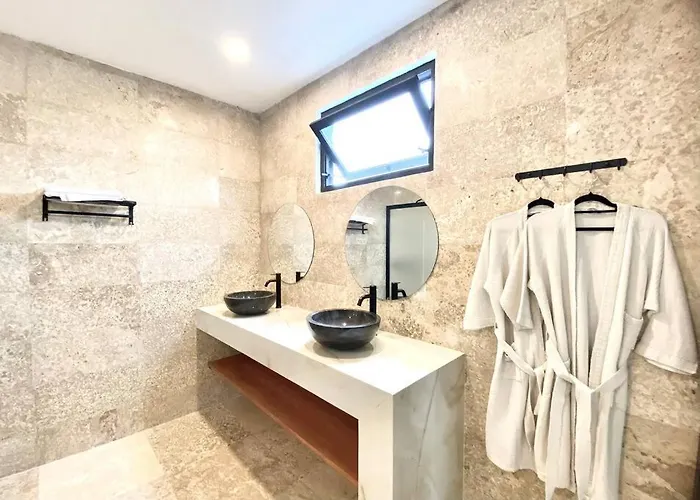 Brand New 5 Bedroom Balangan *