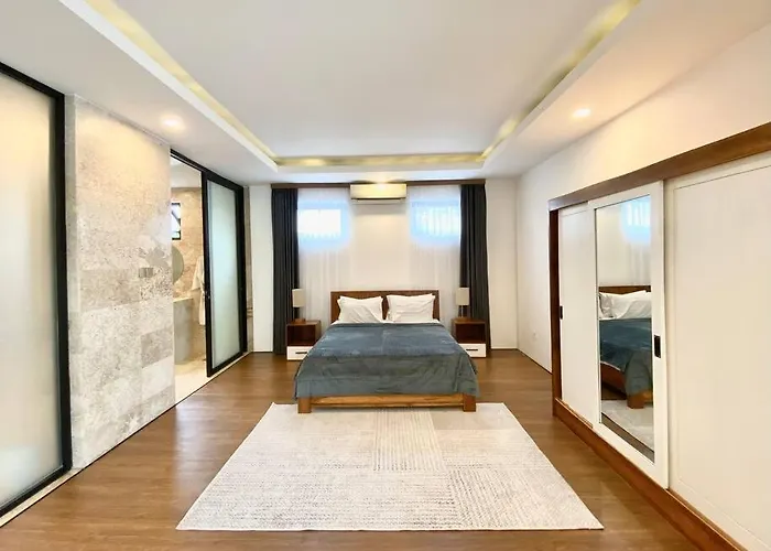 Brand New 5 Bedroom Balangan ヴィラ *